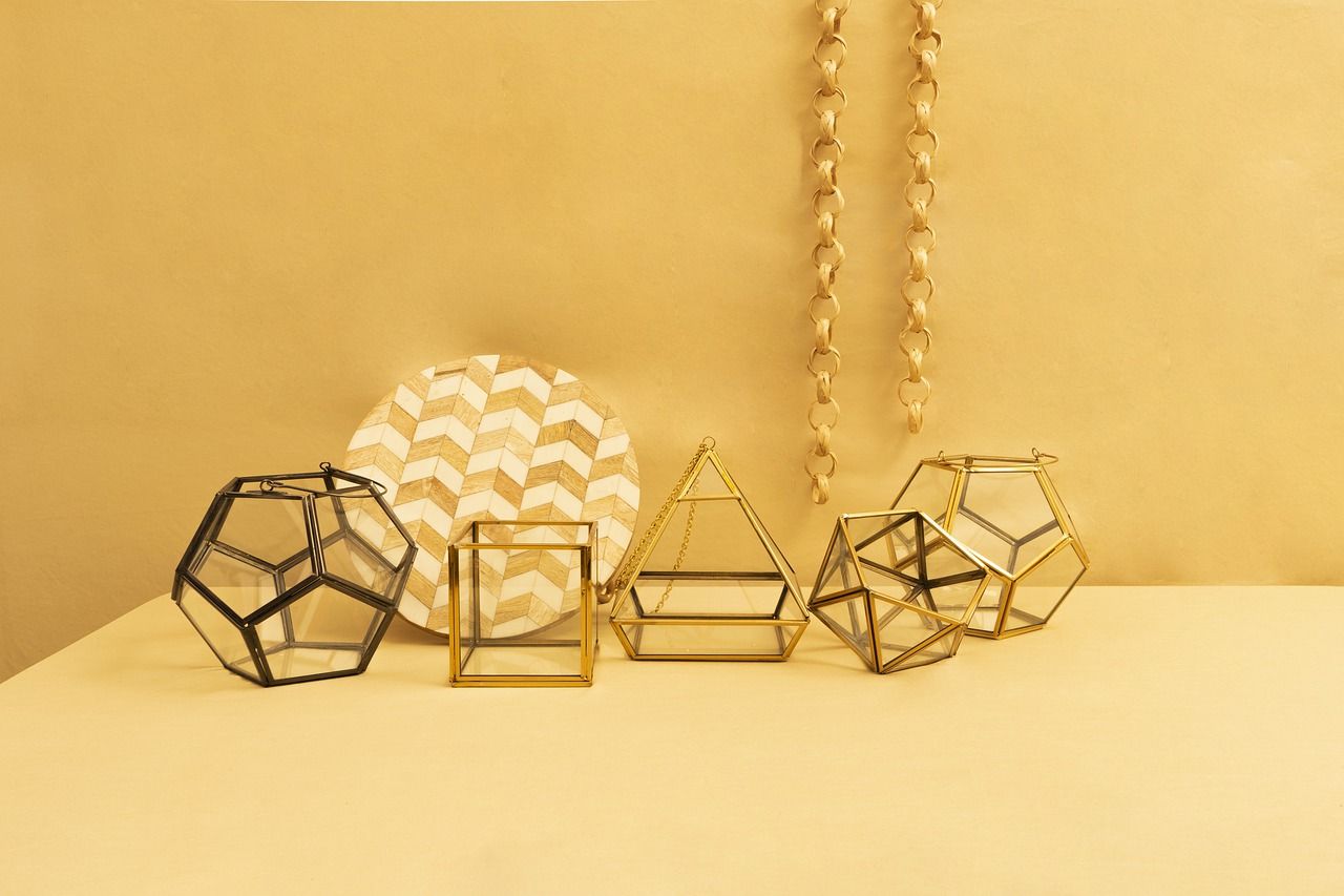  印尼展臺(tái)設(shè)計(jì)搭建公司以可持續(xù)發(fā)展為核心理念，致力于在展覽行業(yè)中探索和實(shí)踐環(huán)保、節(jié)能、社會(huì)責(zé)任等方面的創(chuàng)新。以下是該公司在印尼展臺(tái)設(shè)計(jì)搭建中的可持續(xù)發(fā)展實(shí)踐和探索。

