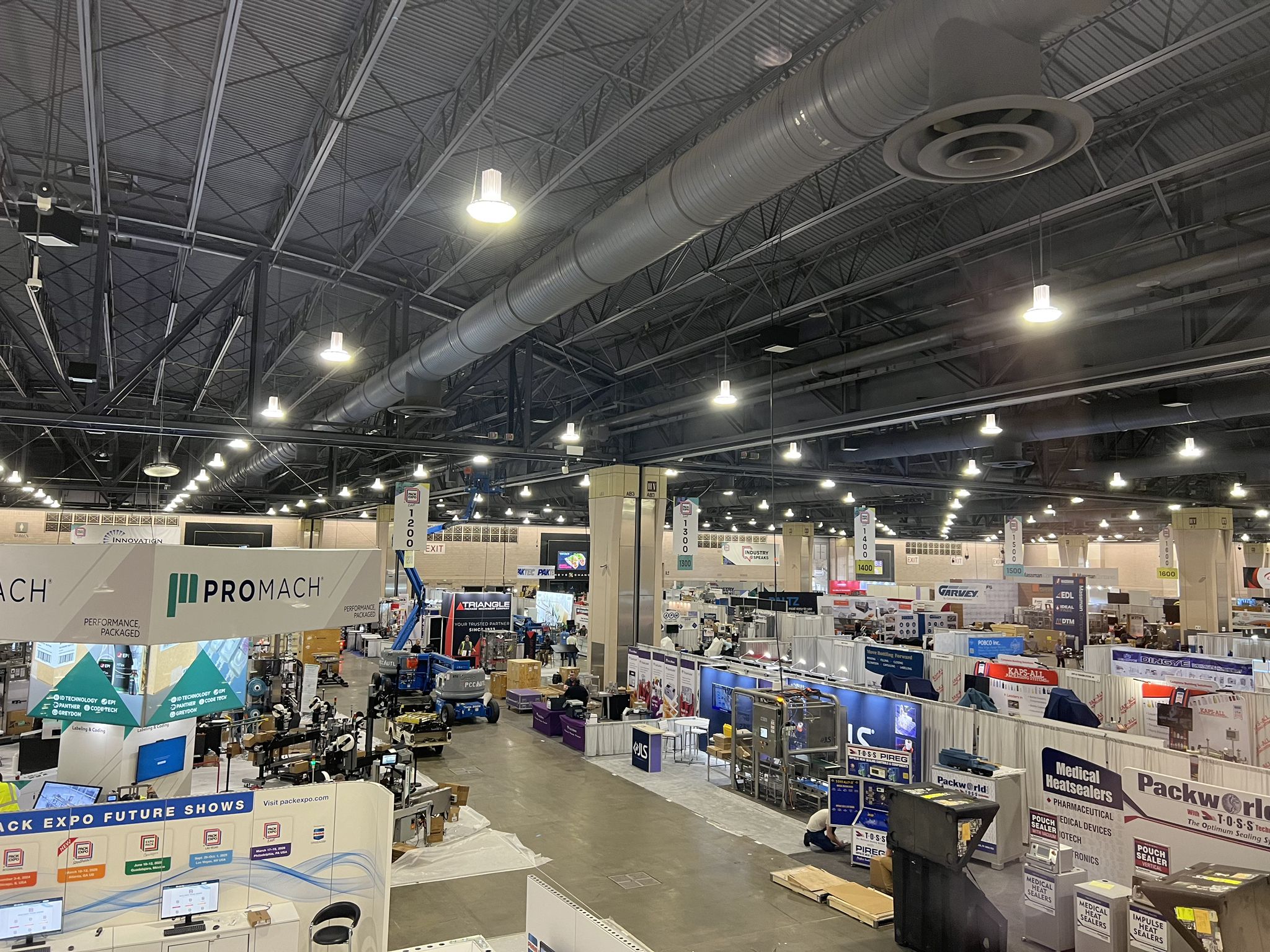 最佳參展月份如何選擇，搭建展臺(tái)公司給出的優(yōu)化策略