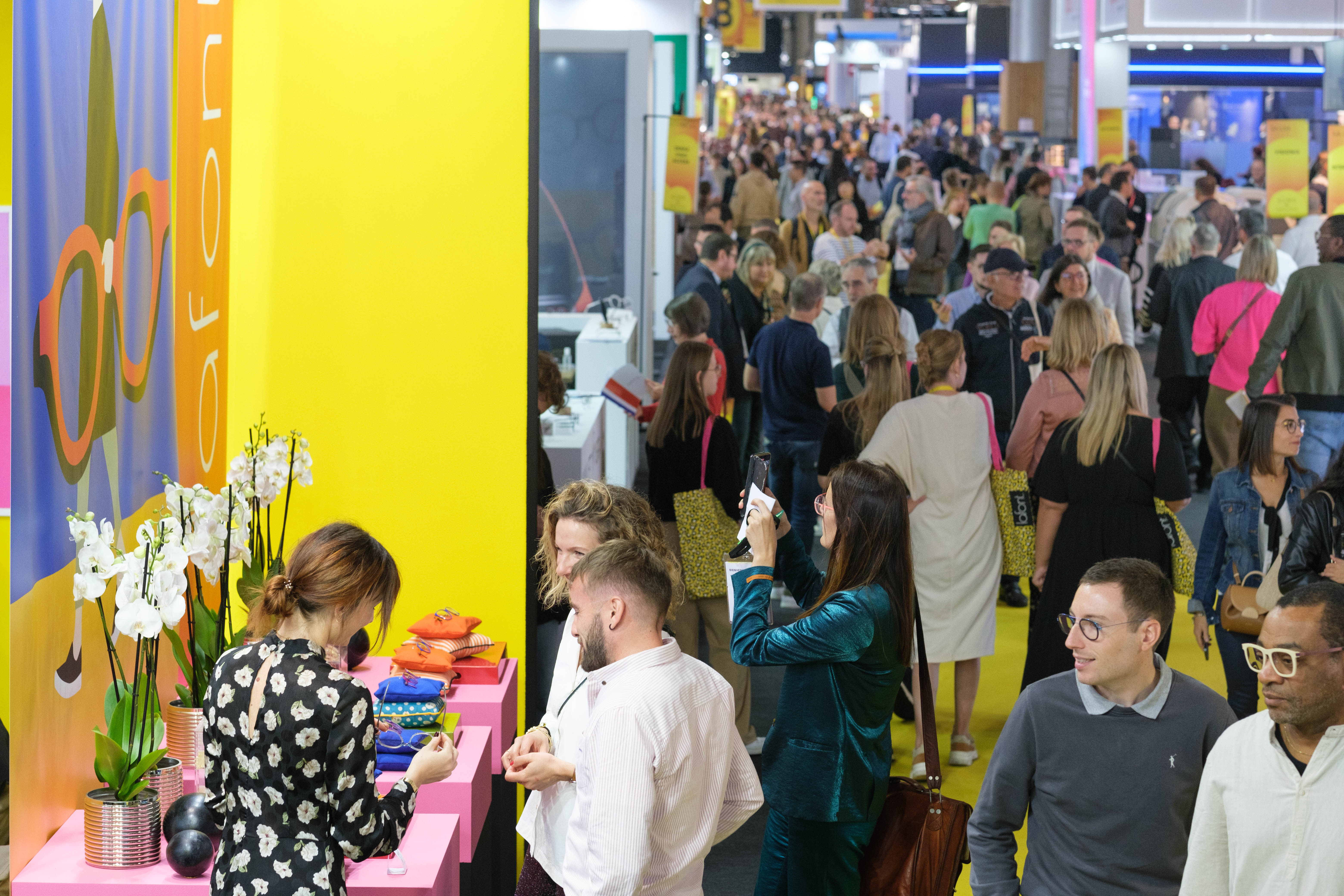 提升品牌影響力，阿聯(lián)酋迪拜展臺設(shè)計不可忽視的細節(jié)