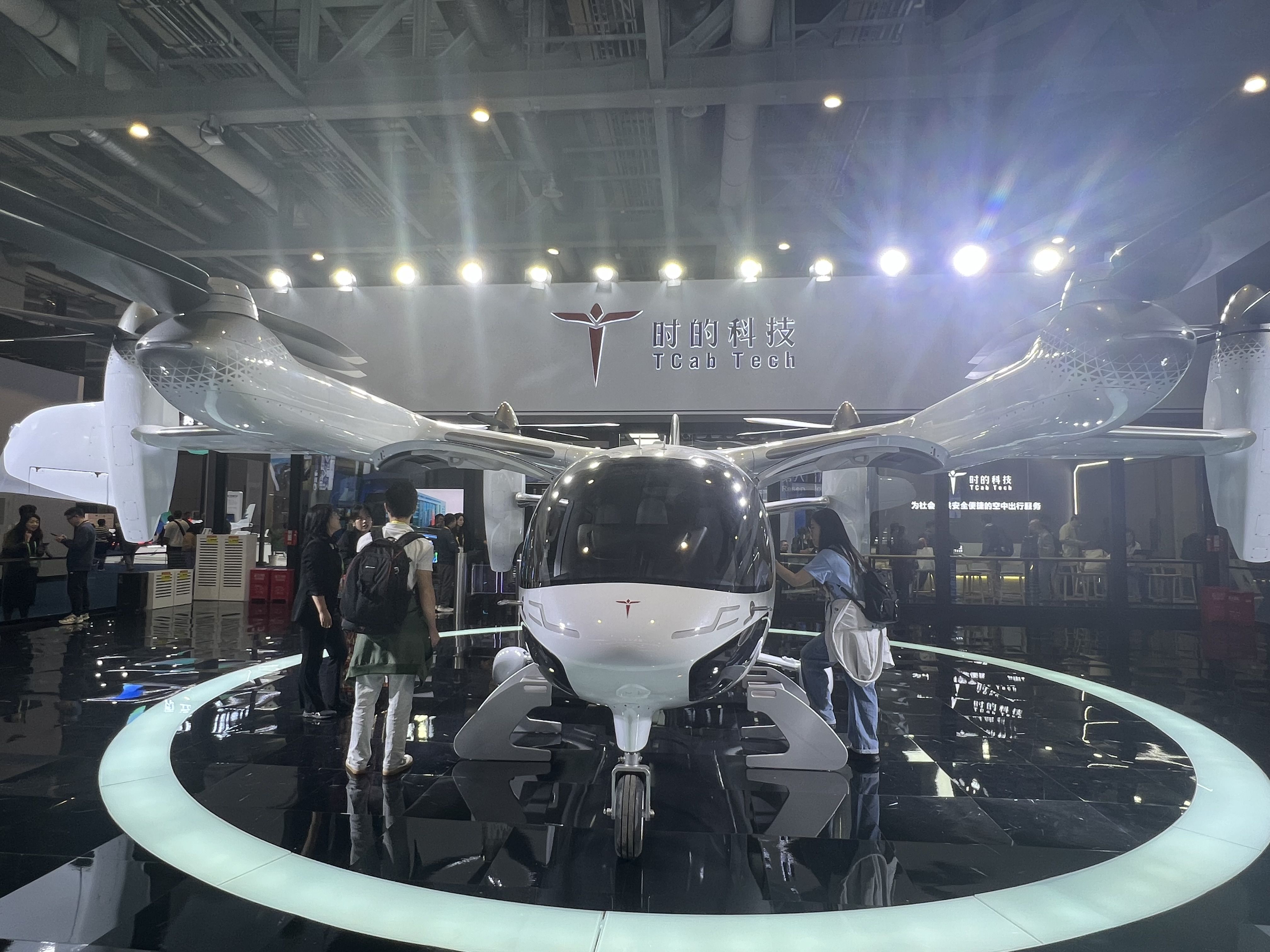 法國展臺設(shè)計搭建流程